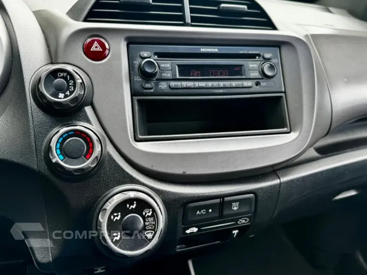 FIT 1.4 LX 16V FLEX 4P AUTOMÁTICO