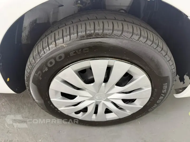 VERSA 1.0 12V FlexStart 4p Mec.