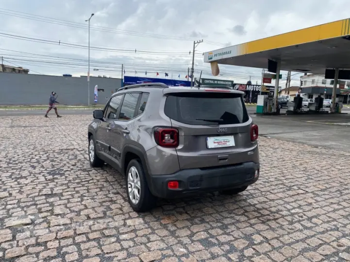 RENEGADE 1.8 16V Longitude