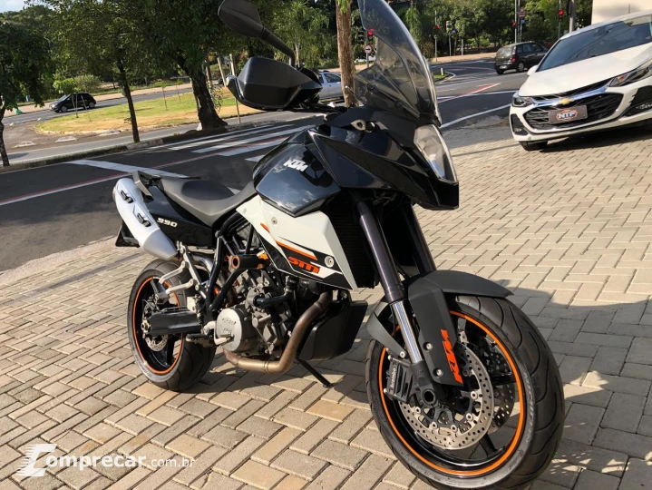SUPERMOTO 990 T
