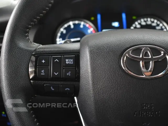 HILUX SW4 - 2.8 D-4D TURBO SRX 4X4 AUTOMÁTICO