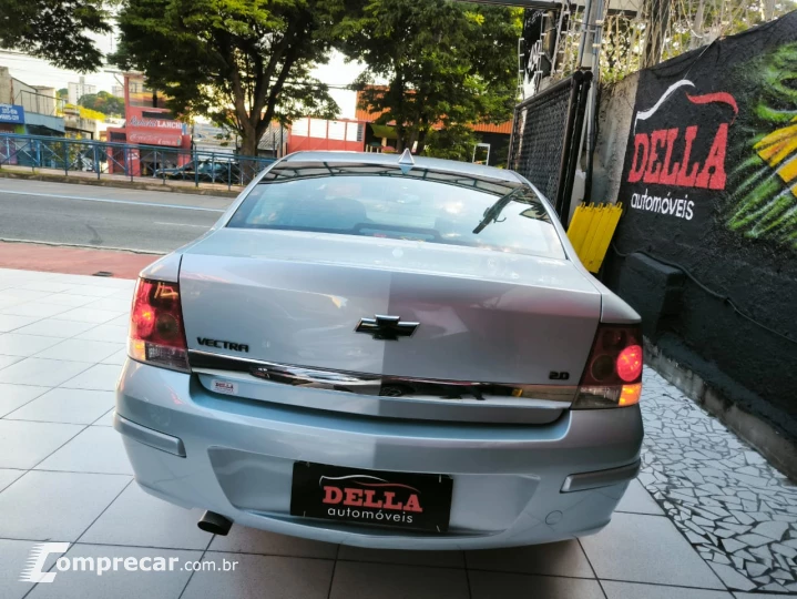 VECTRA 2.0 MPFI Elegance 8V 140cv