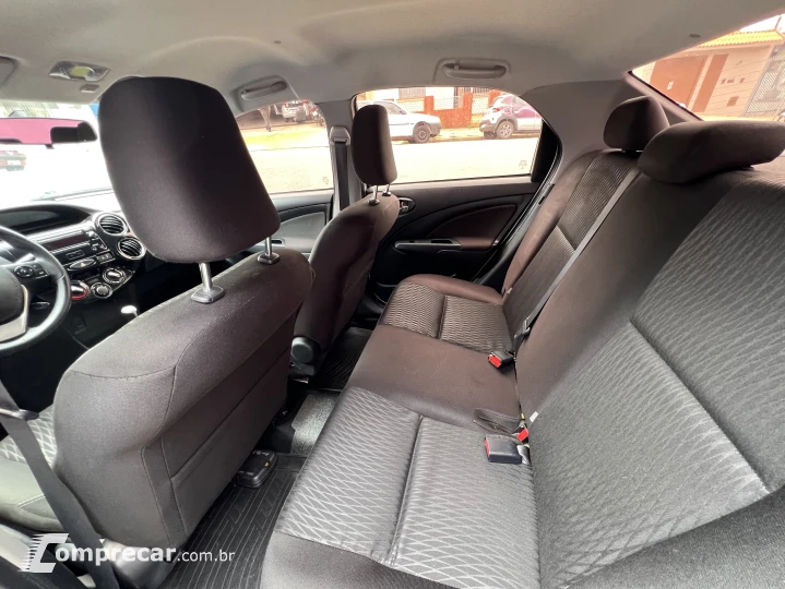 ETIOS 1.5 XS Sedan 16V