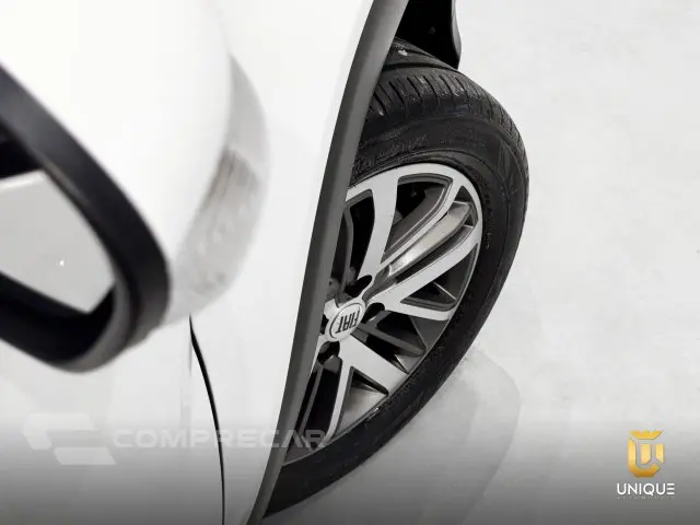 STRADA - 1.3 FIREFLY VOLCANO CD CVT