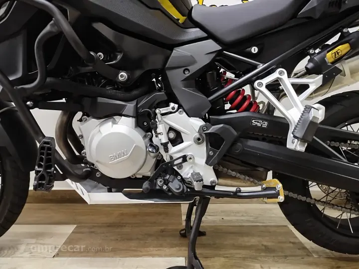 F850 GS TRIPLE BLACK