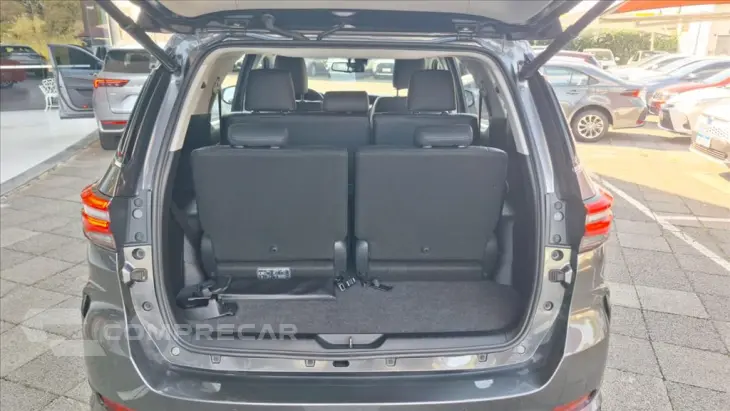 HILUX SW4 2.8 D-4D TURBO DIESEL SRX PLATINUM 7L 4