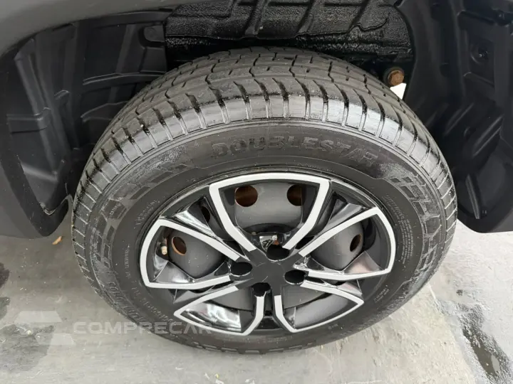 Strada Freedom 1.3 Flex 8V CD