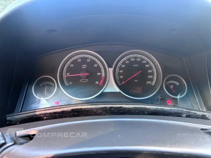 VECTRA 2.0 MPFI Elegance 8V