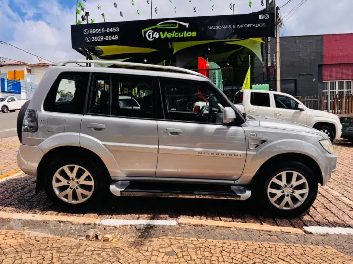 Pajero TR4 2.0/ 2.0 Flex 16V 4x4 Aut.