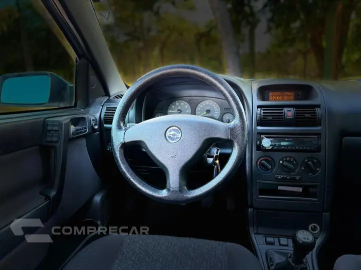 ASTRA 2.0 MPFI Advantage 8V