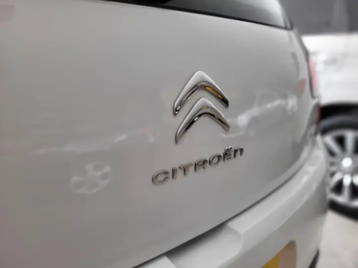 C3 Attraction Pure Tech 1.2 Flex 12V Mec