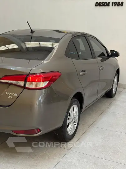 Yaris Sedan 1.5 16V 4P FLEX XL MULTIDRIVE AUTOMÁTICO CVT