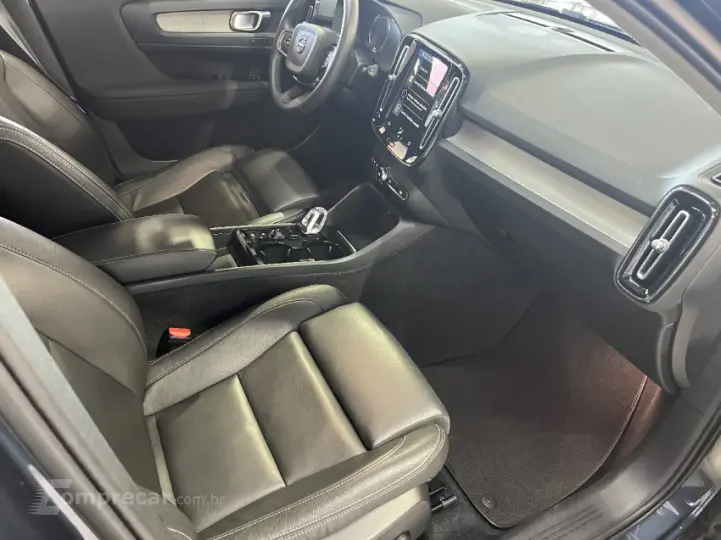 XC40 1.5 T5 Hybrid Inscription Geartronic