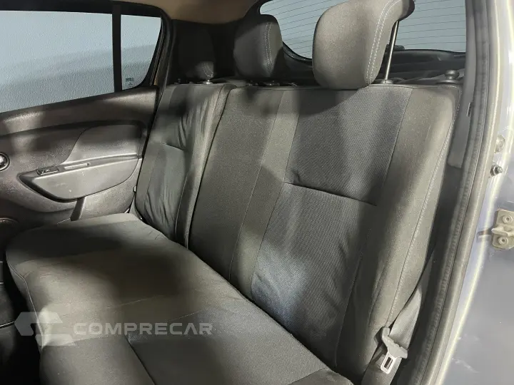 SANDERO 1.6 DYNAMIQUE 8V FLEX 4P MANUAL