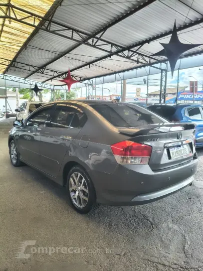 CITY Sedan EX 1.5 Flex 16V 4p Aut.