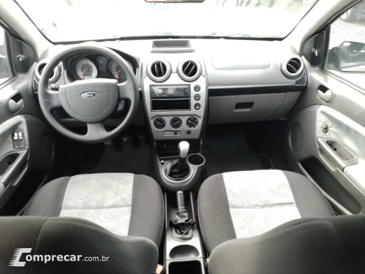 Fiesta Sedan 1.6 4P FLEX
