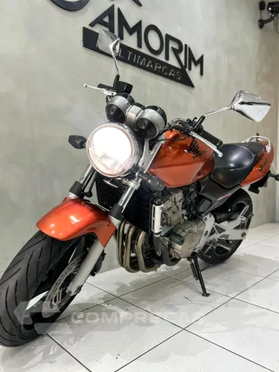 HORNET 600