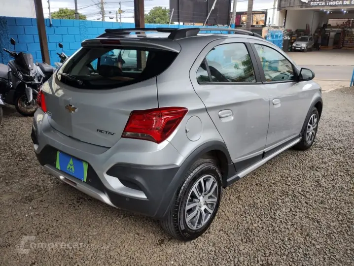 Onix Hatch 1.4 4P FLEX ACTIVE AUTOMÁTICO