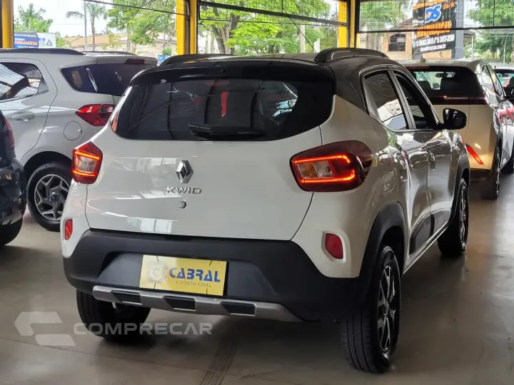 Kwid KWID OUTSIDER 1.0 Flex 12V 5p Mec.
