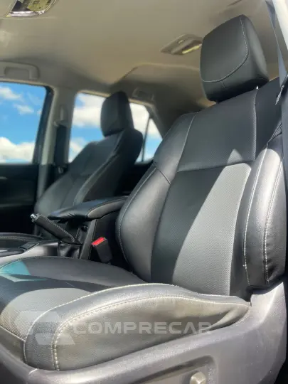 HILUX SW4 2.8 D-4d Turbo Diamond 7L 4X4