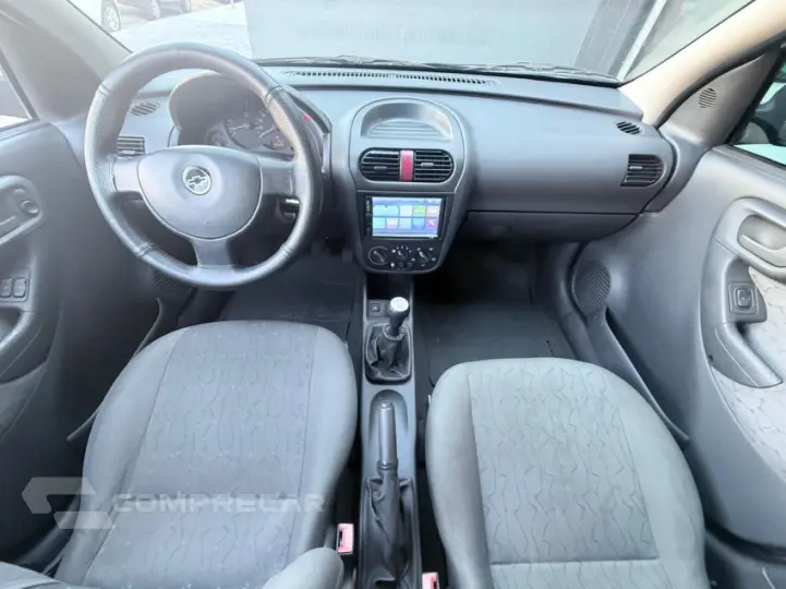 CORSA 1.8 MPFI Sedan 8V