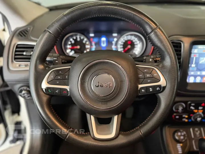 COMPASS 2.0 16V DIESEL TRAILHAWK 4X4 AUTOMÁTICO