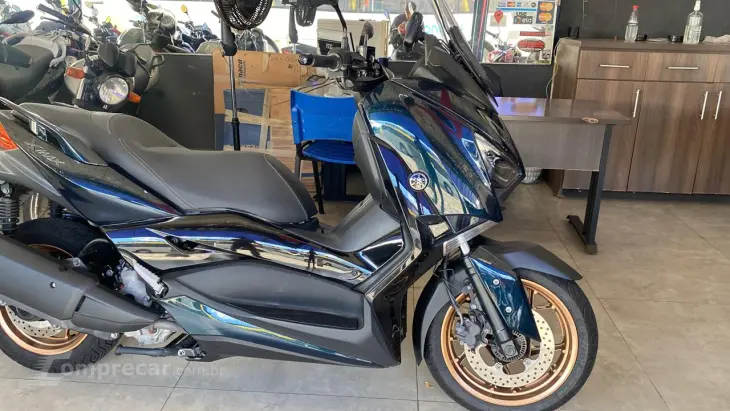 XMAX 250 ABS