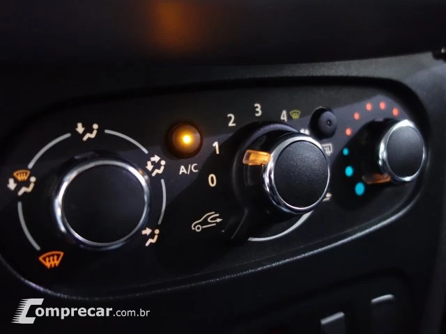 SANDERO - 1.0 12V SCE AUTHENTIQUE 4P MANUAL