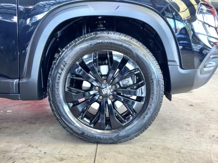 TORO 1.3 TURBO 270 FLEX VOLCANO AT6