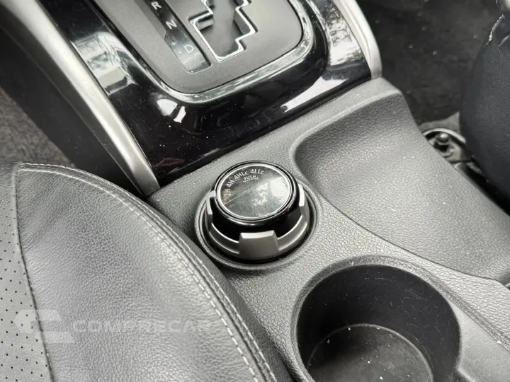 L200 TRITON 2.4 16V Turbo Sport HPE CD 4X4