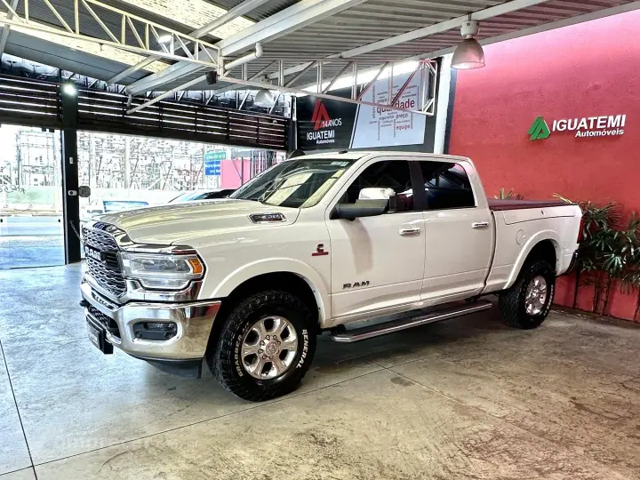 2500 6.7 I6 TURBO DIESEL LARAMIE CD 4X4 AUTOMÁTICO