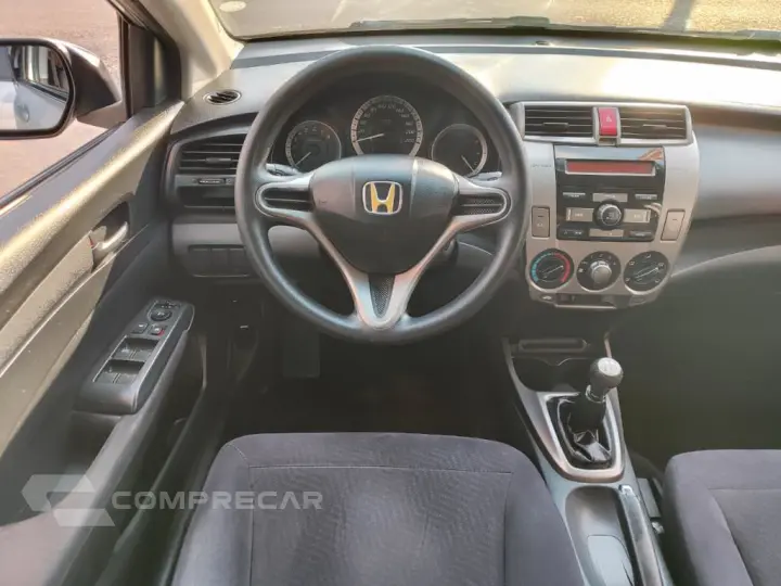 CITY Sedan LX 1.5 Flex 16V 4p Mec.