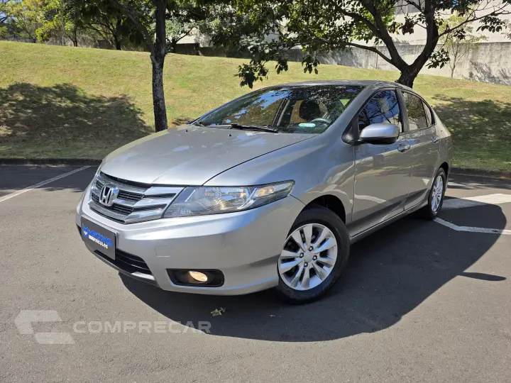 CITY 1.5 LX Sedan 16V