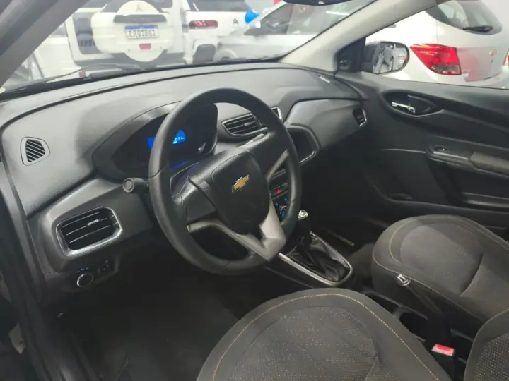 ONIX HATCH LT 1.0 8V FlexPower 5p Mec.