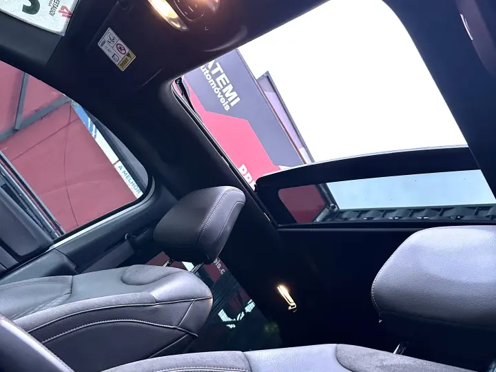 COMMANDER 1.3 T270 TURBO FLEX OVERLAND AT6