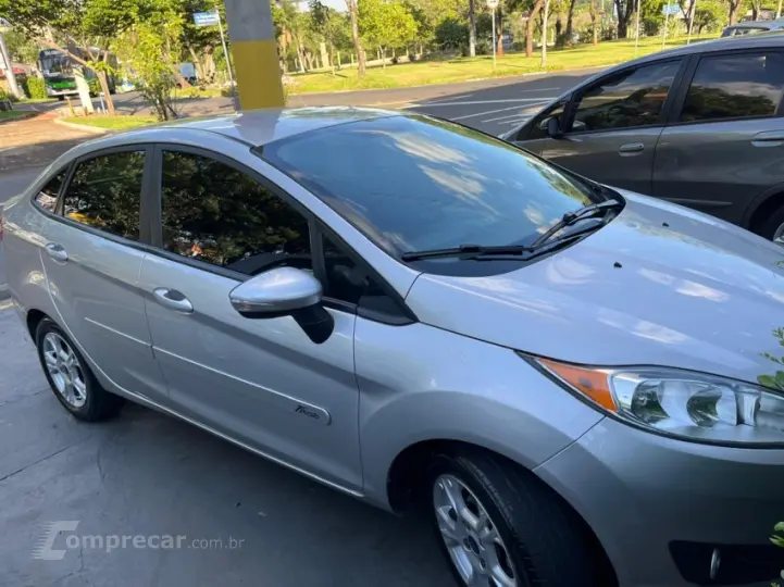 FIESTA 1.6 SE Plus Sedan 16V