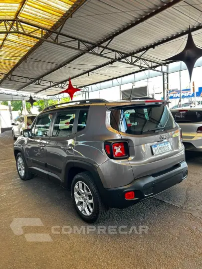 Renegade Longitude 1.8 4x2 Flex 16V Aut.