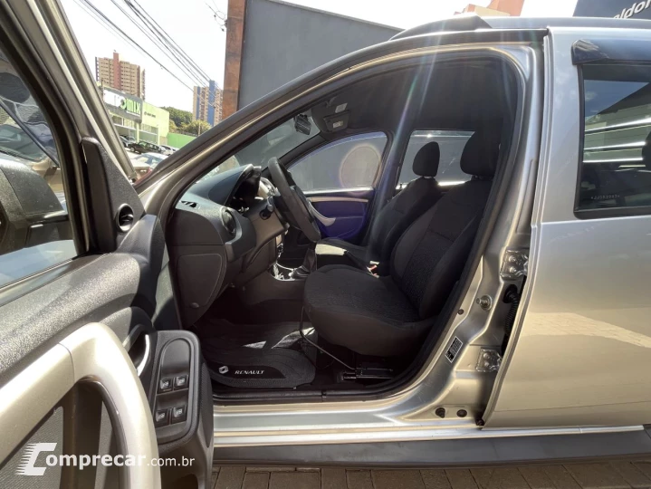 DUSTER OROCH Express 1.6 Flex 16V Mec.