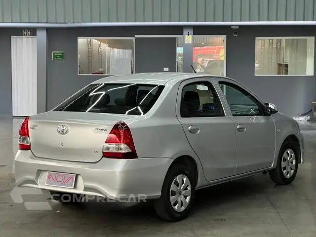 ETIOS SEDAN - 1.5 X SEDAN 16V 4P MANUAL