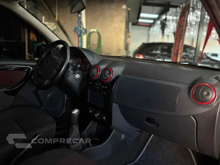 SANDERO 1.6 STEPWAY 8V FLEX 4P MANUAL