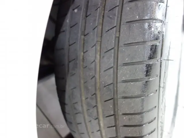 208 - 1.5 ACTIVE 8V 4P MANUAL