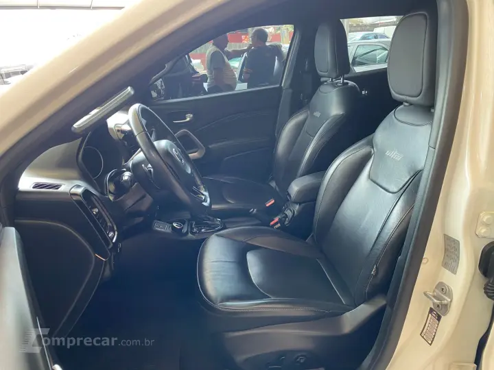 TORO 2.0 16V Turbo Ultra 4WD