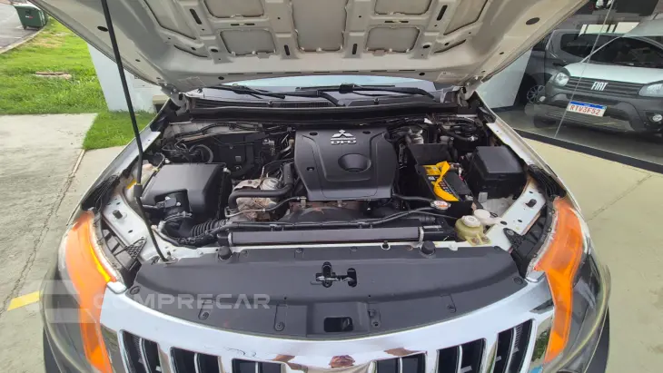 L200 TRITON 2.4 16V Turbo Sport GL CD 4X4