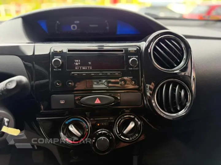 ETIOS 1.5 XS 16V FLEX 4P MANUAL
