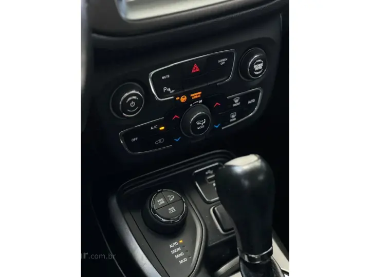 COMPASS 2.0 16V DIESEL LONGITUDE 4X4 AUTOMÁTICO