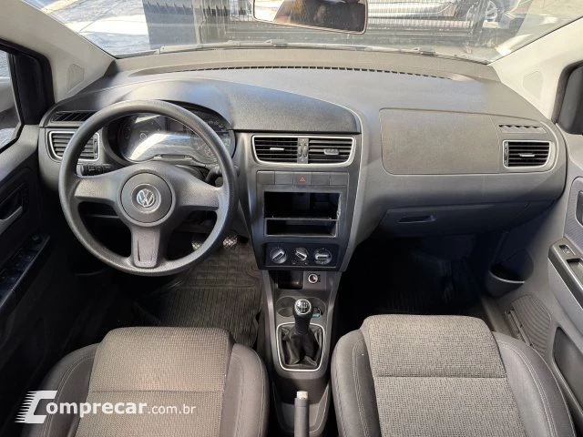 FOX - 1.6 MI 8V 4P MANUAL