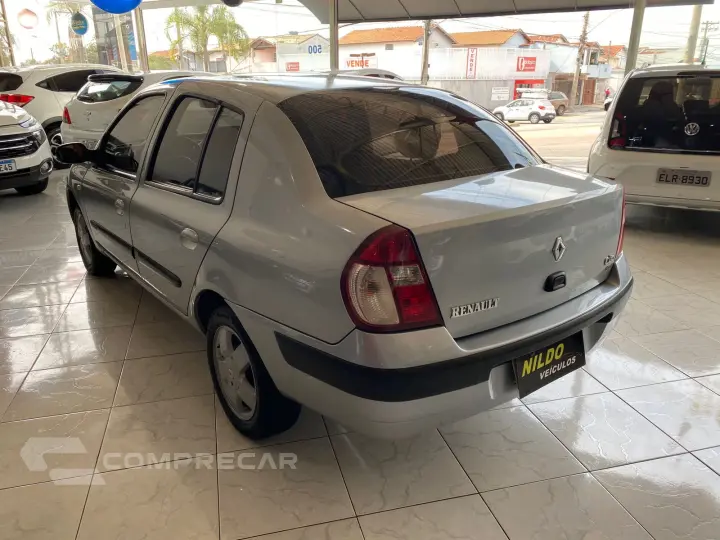 CLIO 1.6 Privilége Sedan 16V