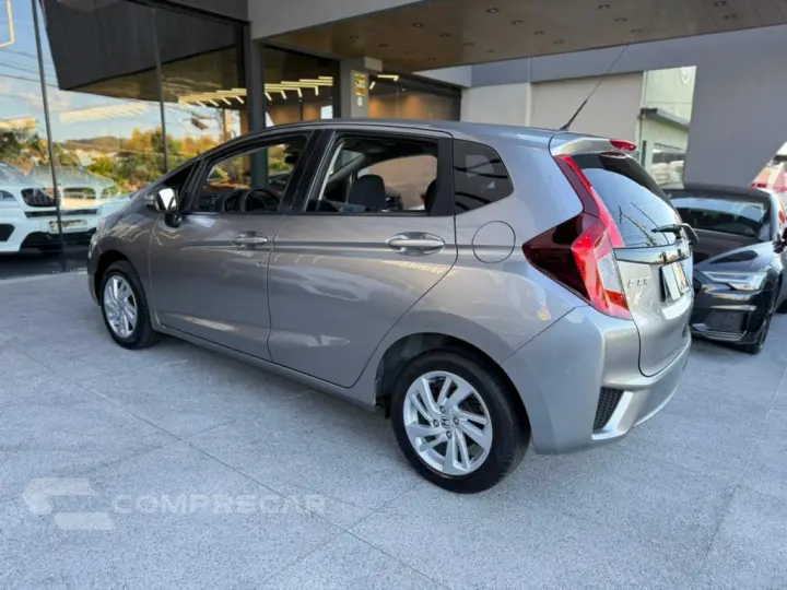 FIT 1.5 LX 16V FLEX 4P AUTOMÁTICO
