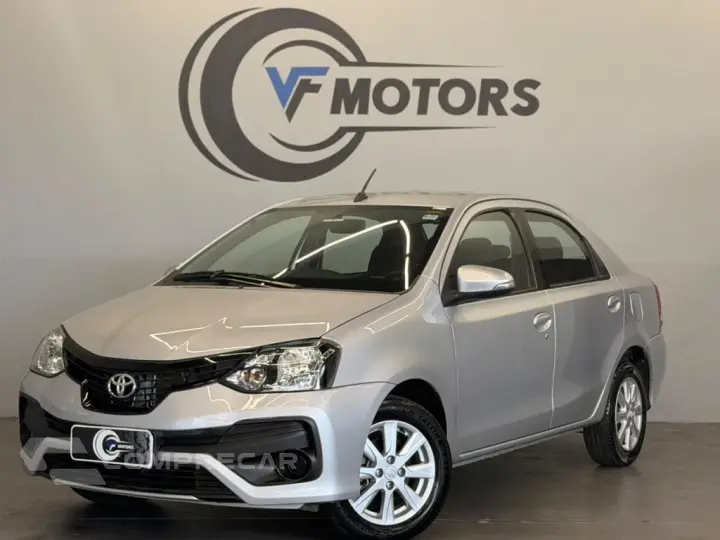ETIOS 1.5 X PLUS 16V FLEX 4P AUTOMÁTICO