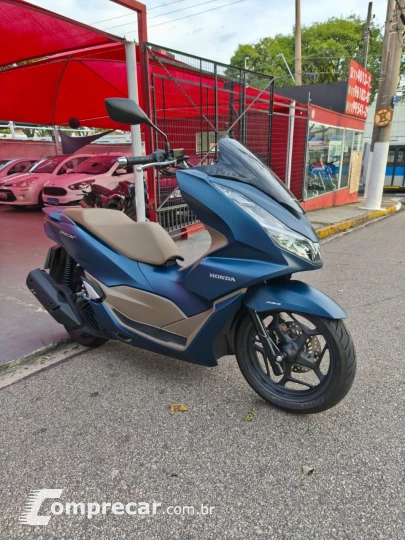 PCX 160 DLX ABS